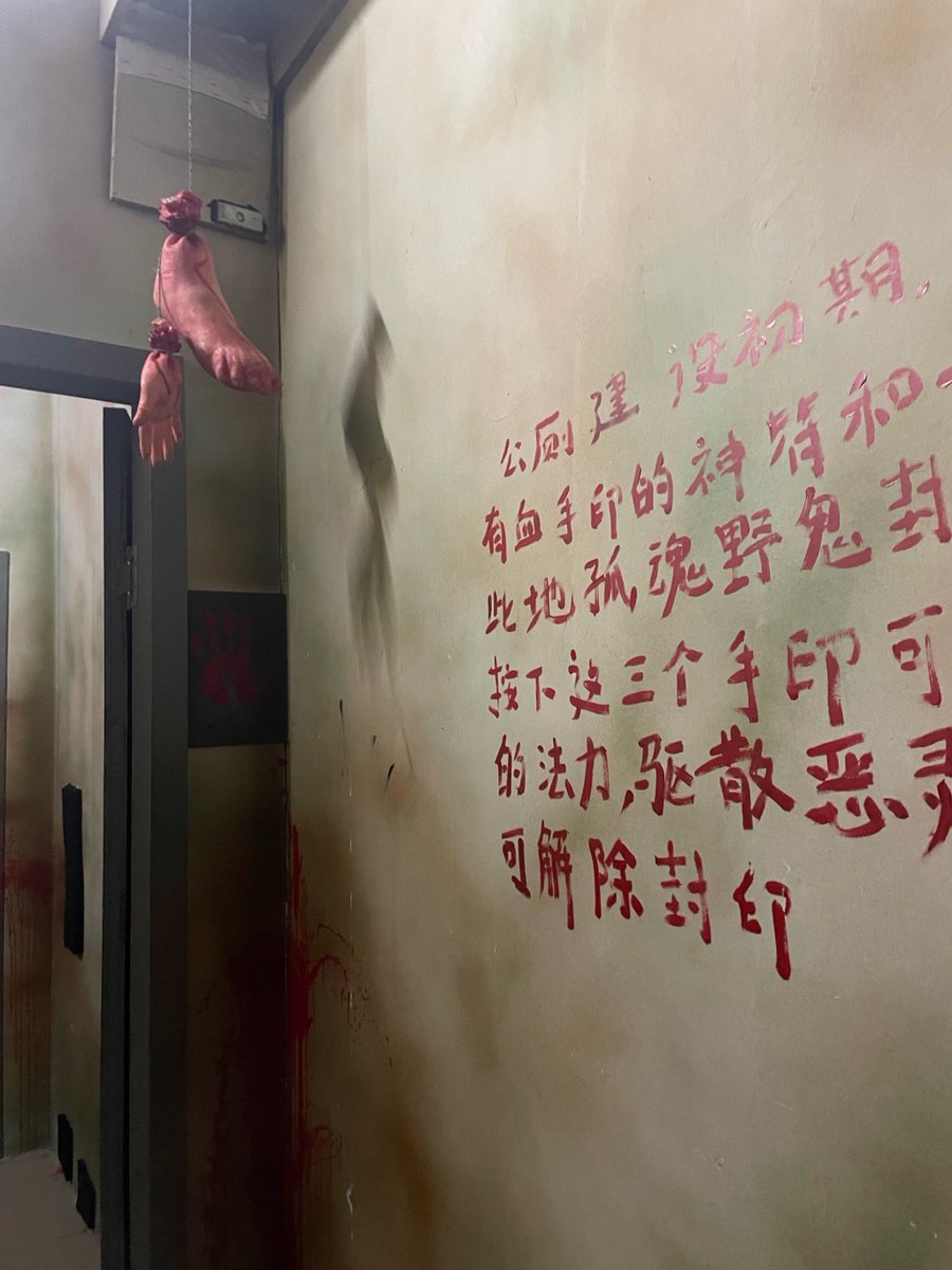 Aaqwerty tweet media