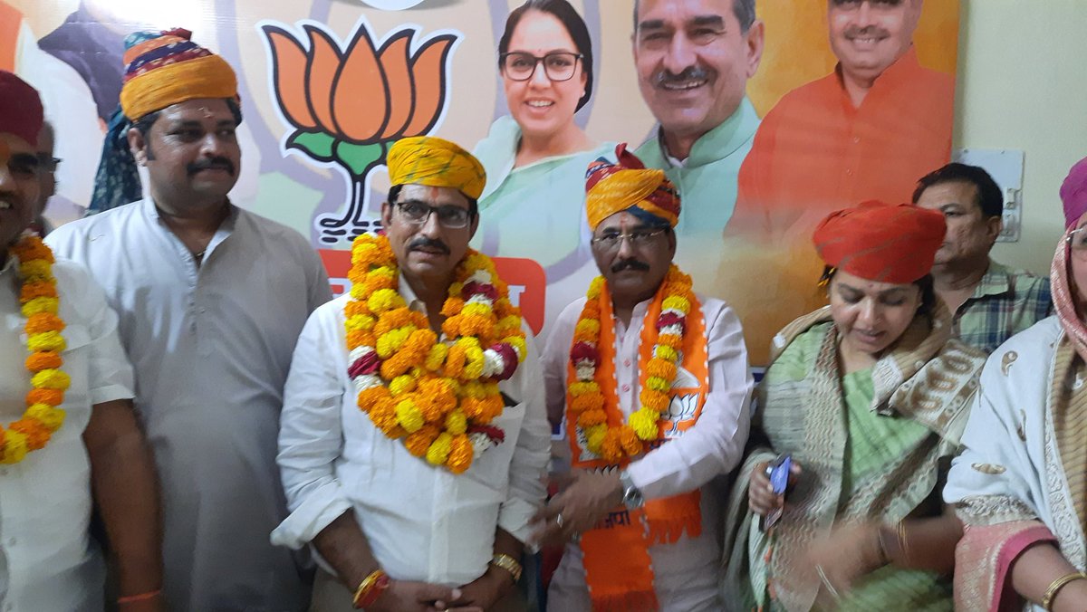 MUKESH DADHICH tweet media