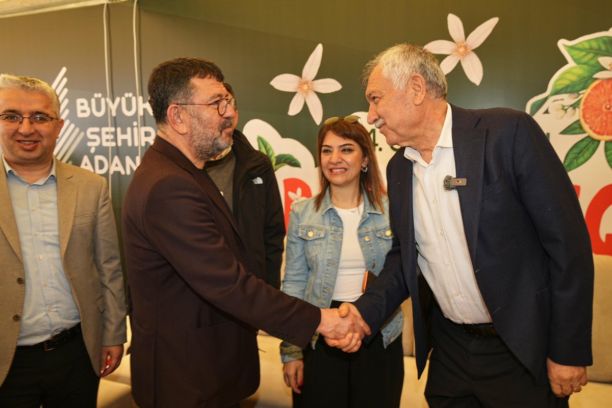 ZeydanKaralar01's tweet photo. Genel Başkan Yardımcımız Gamze Taşcıer, Malatya Milletvekilimiz Veli Ağbaba, Elbistan Belediye Başkanımız Erkan Gürbüz, Ürgüp İlçe Başkanımız Yasin Güçlü ve kıymetli Ürgüplü hemşehrilerimizi ağırlamaktan memnuniyet duyduk.
Zafer Partisi Genel Başkanı Sayın Ümit Özdağ ile de bir araya gelerek sohbet ettik.
Adana’mıza gelerek karnavalımızı güzelleştiren tüm konuklara teşekkür ediyorum.