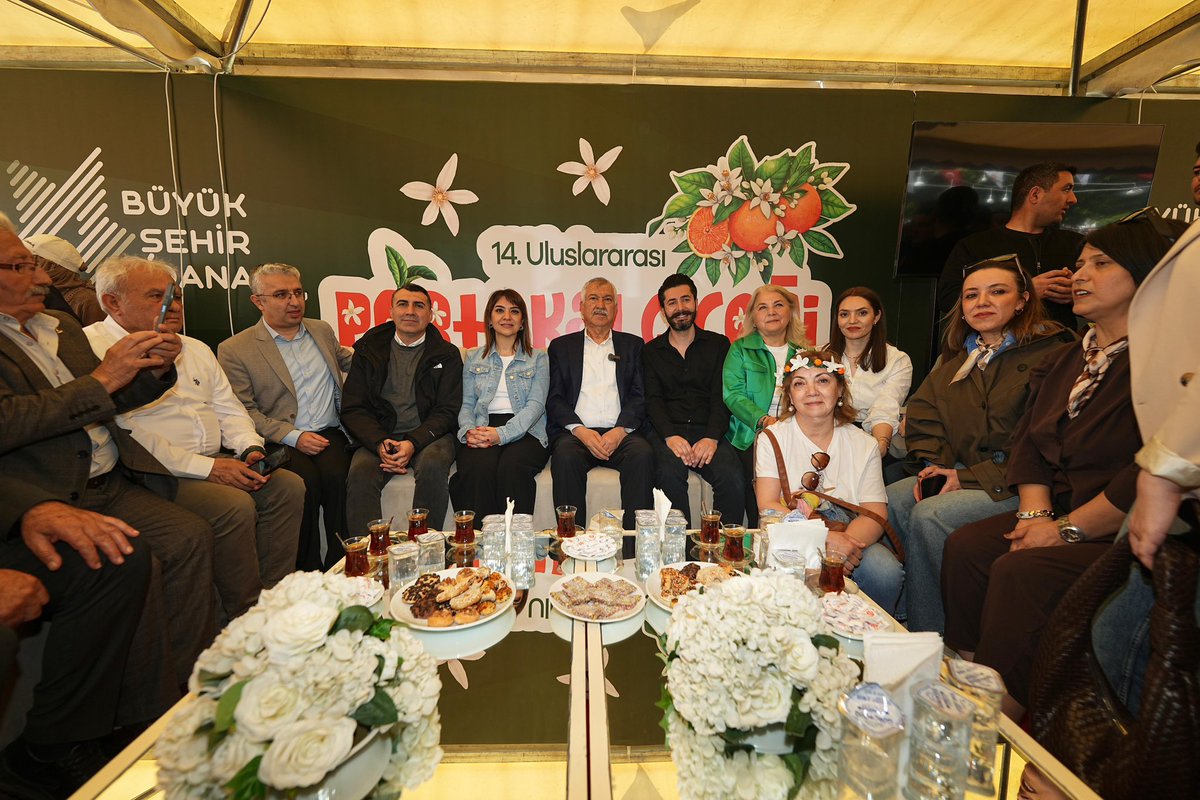 ZeydanKaralar01's tweet photo. Genel Başkan Yardımcımız Gamze Taşcıer, Malatya Milletvekilimiz Veli Ağbaba, Elbistan Belediye Başkanımız Erkan Gürbüz, Ürgüp İlçe Başkanımız Yasin Güçlü ve kıymetli Ürgüplü hemşehrilerimizi ağırlamaktan memnuniyet duyduk.
Zafer Partisi Genel Başkanı Sayın Ümit Özdağ ile de bir araya gelerek sohbet ettik.
Adana’mıza gelerek karnavalımızı güzelleştiren tüm konuklara teşekkür ediyorum.