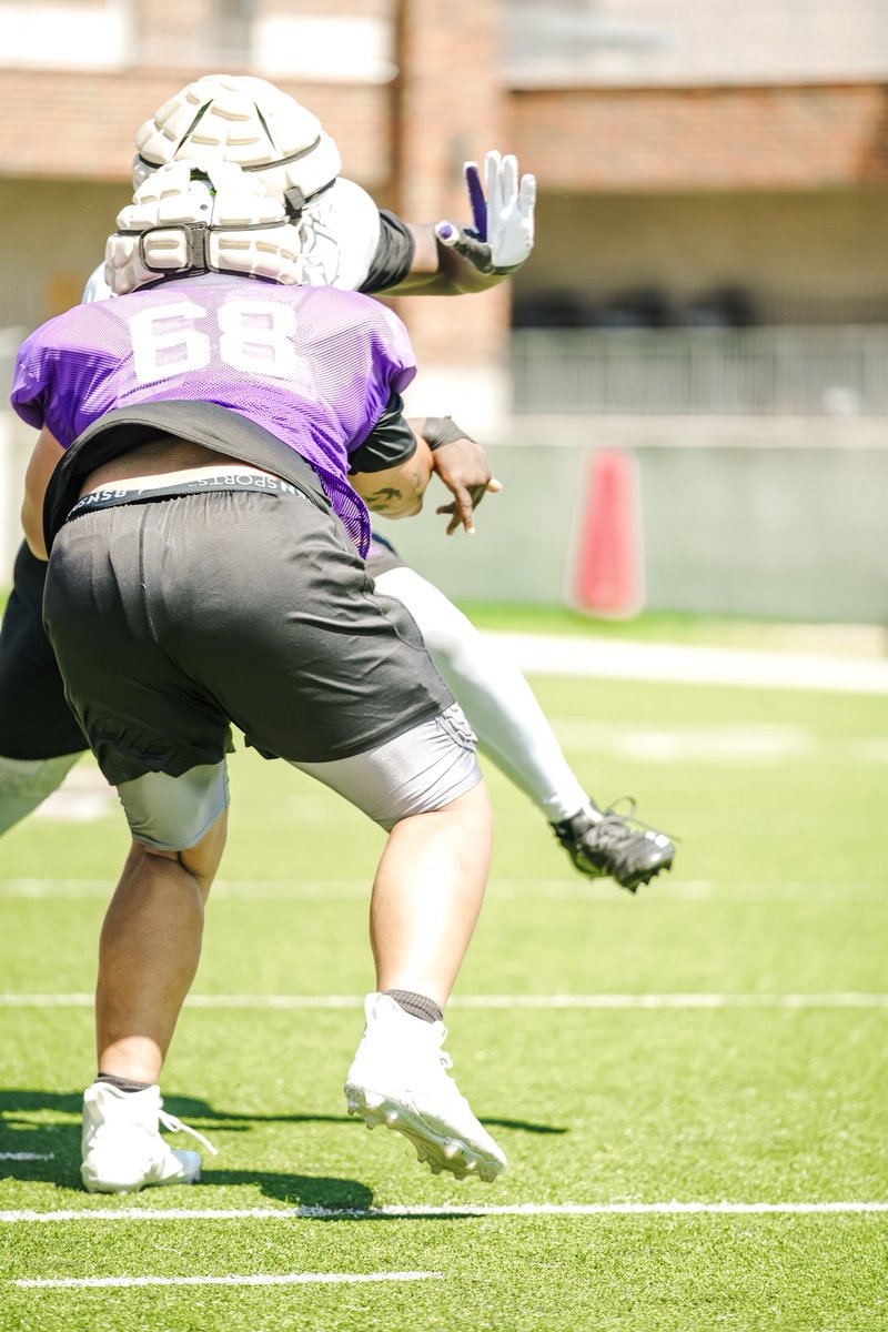 RayQuanBell71's tweet photo. 🤫 #JYD #FTF https://t.co/n1dsGOzm8T