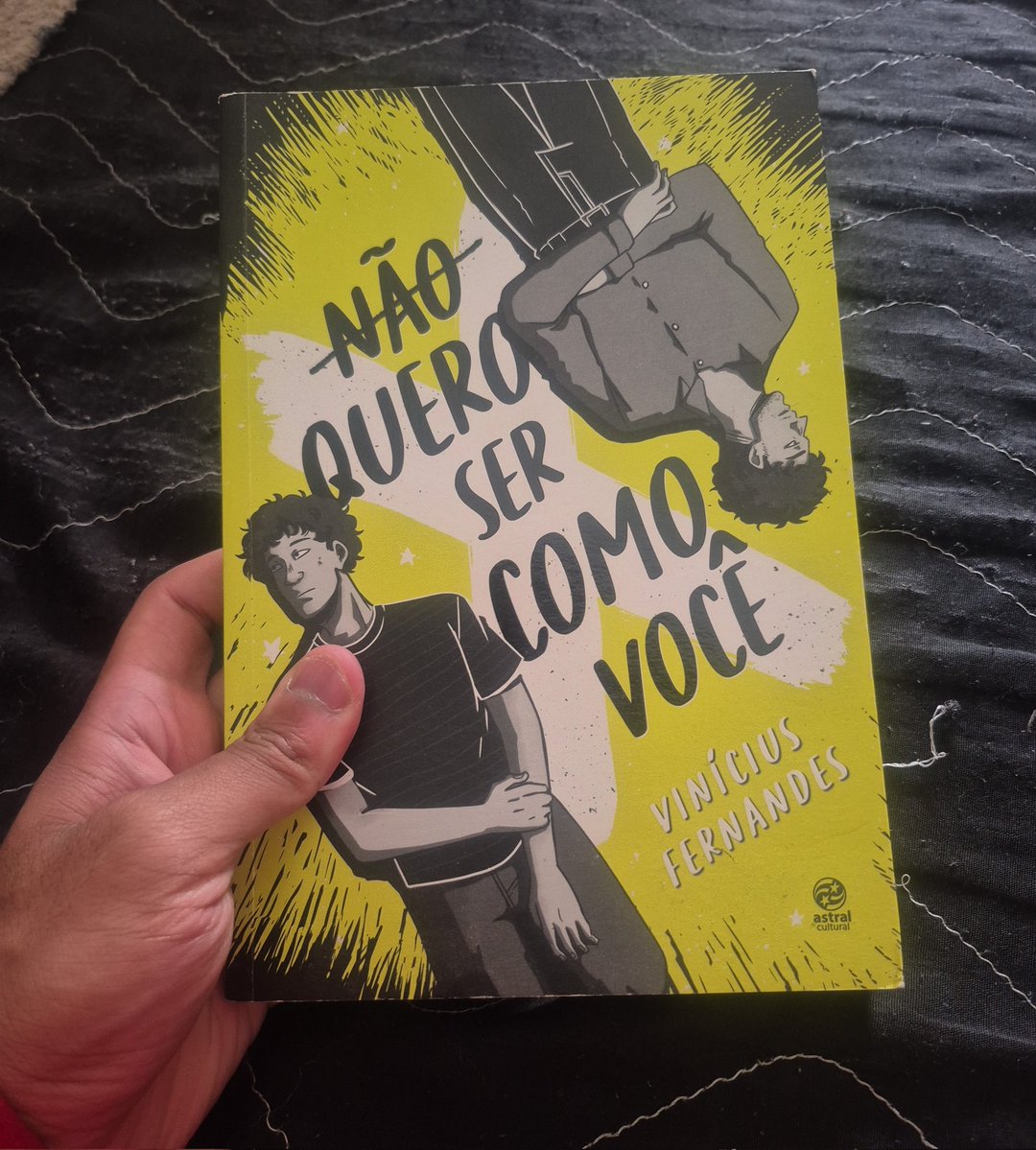 <a href="/vinywood/">Vini está vivendo todas as pequenas coisas</a> inclusive, esse aqui é perfeitinho