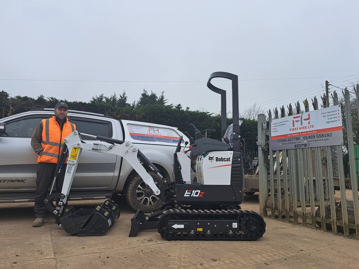 AMSBobcat's tweet photo. 🟠 First Hire Trust in Bobcat 🟠

A massive thank you to the team at First Hire Ltd - Plant and Grab Hire  on taking delivery of another class-leading Bobcat E10z, already hard at work across the Lincolnshire region.

Now available with 3 years 0% finance and ZERO deposit. https://t.co/ziBo3OsoGz