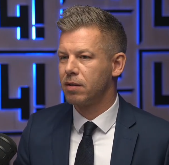 Orban Vektor aka @darth_orban_ tweet media