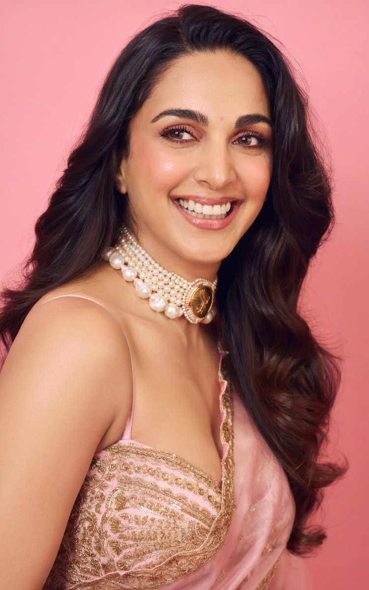 ActressMaster tweet media