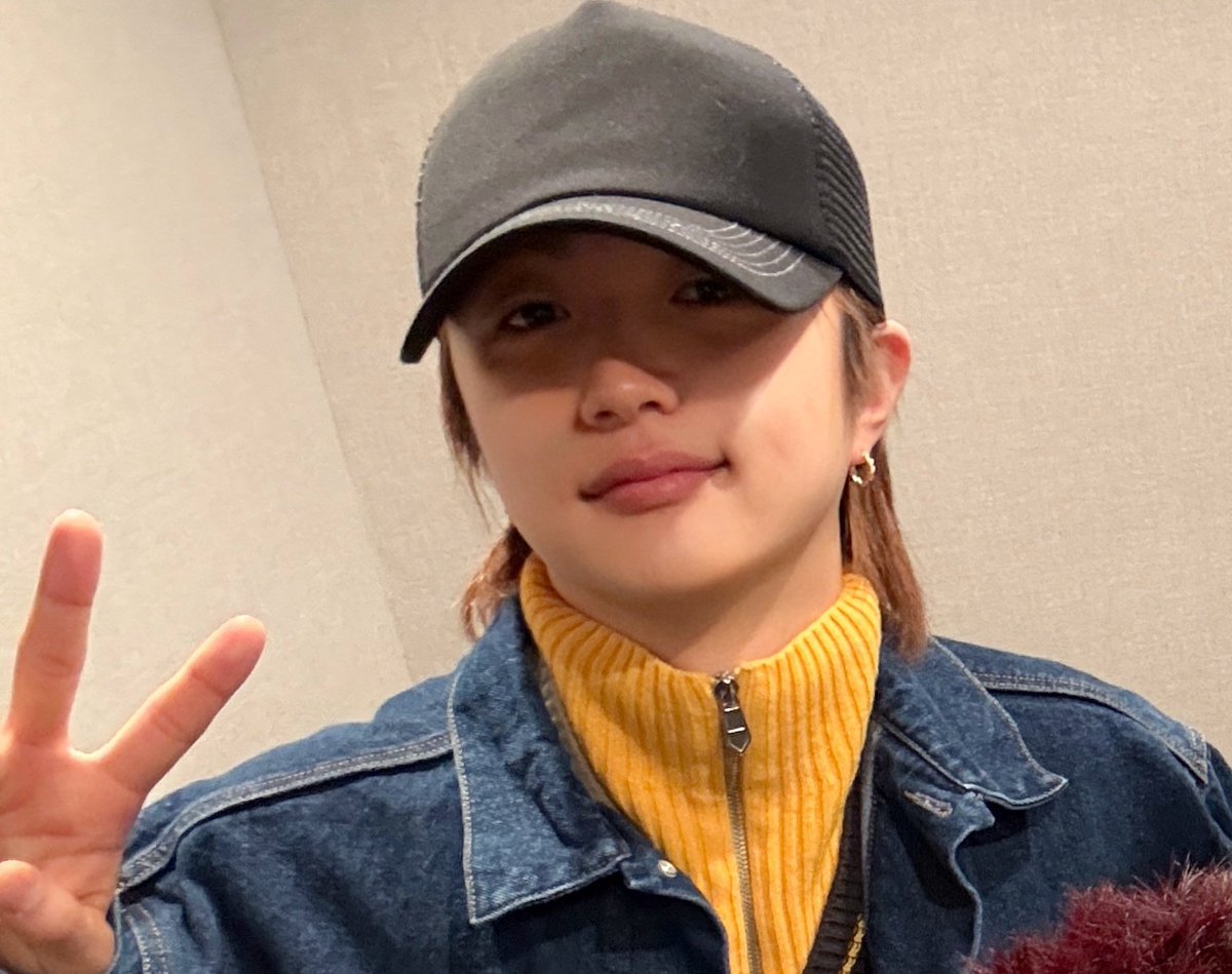 :𝑨 𝒀 𝑨: tweet media