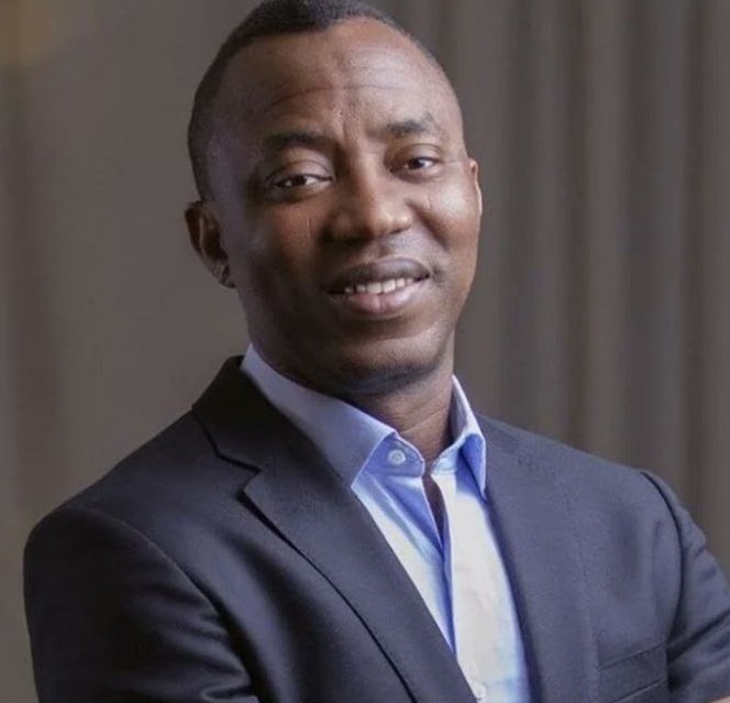 MRGLOBAL_ tweet media