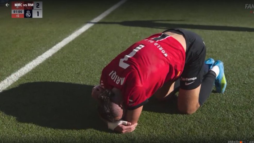 Loguito Fcb tweet media