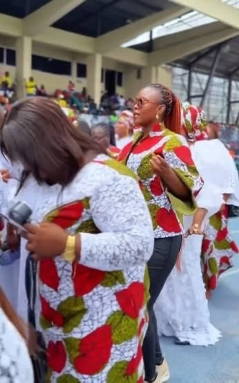 YabaLeftOnline tweet media