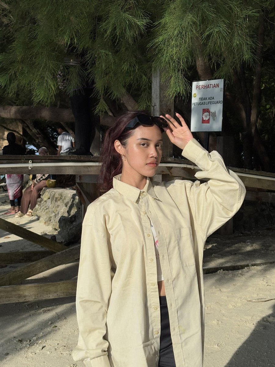 dwiaaaaar tweet media