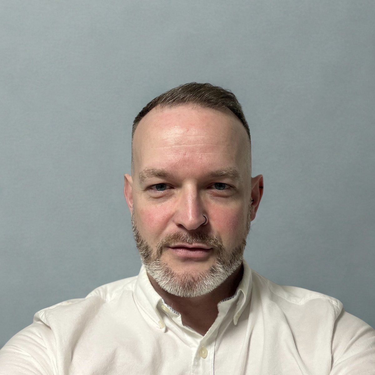 withitnow's tweet photo. Had some drinks so a glimmer of a smile…. Maybe not! 🙂
#NewProfilePic #ProfilePicUpdate https://t.co/aY530l2Y7I