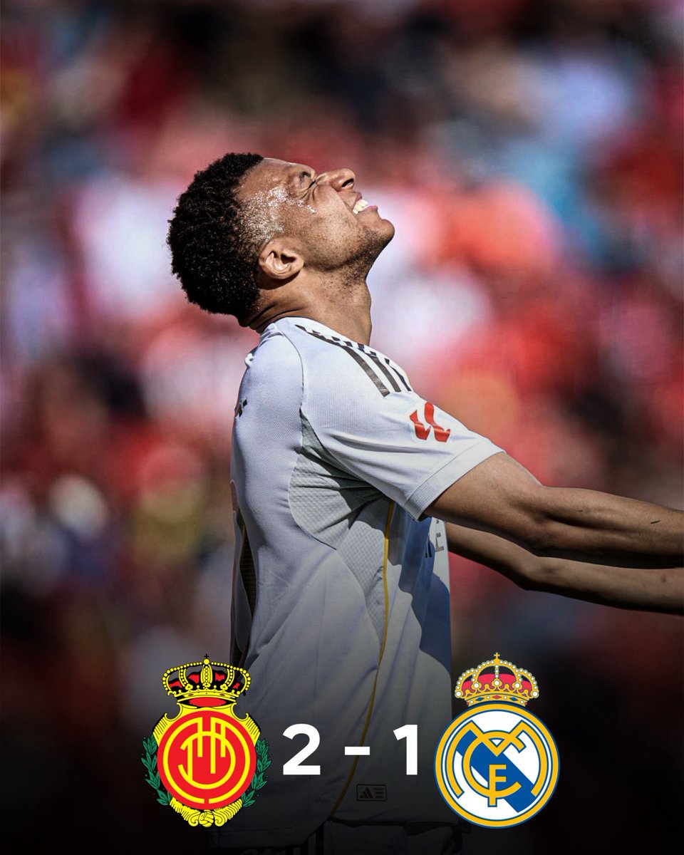 FCB World tweet media