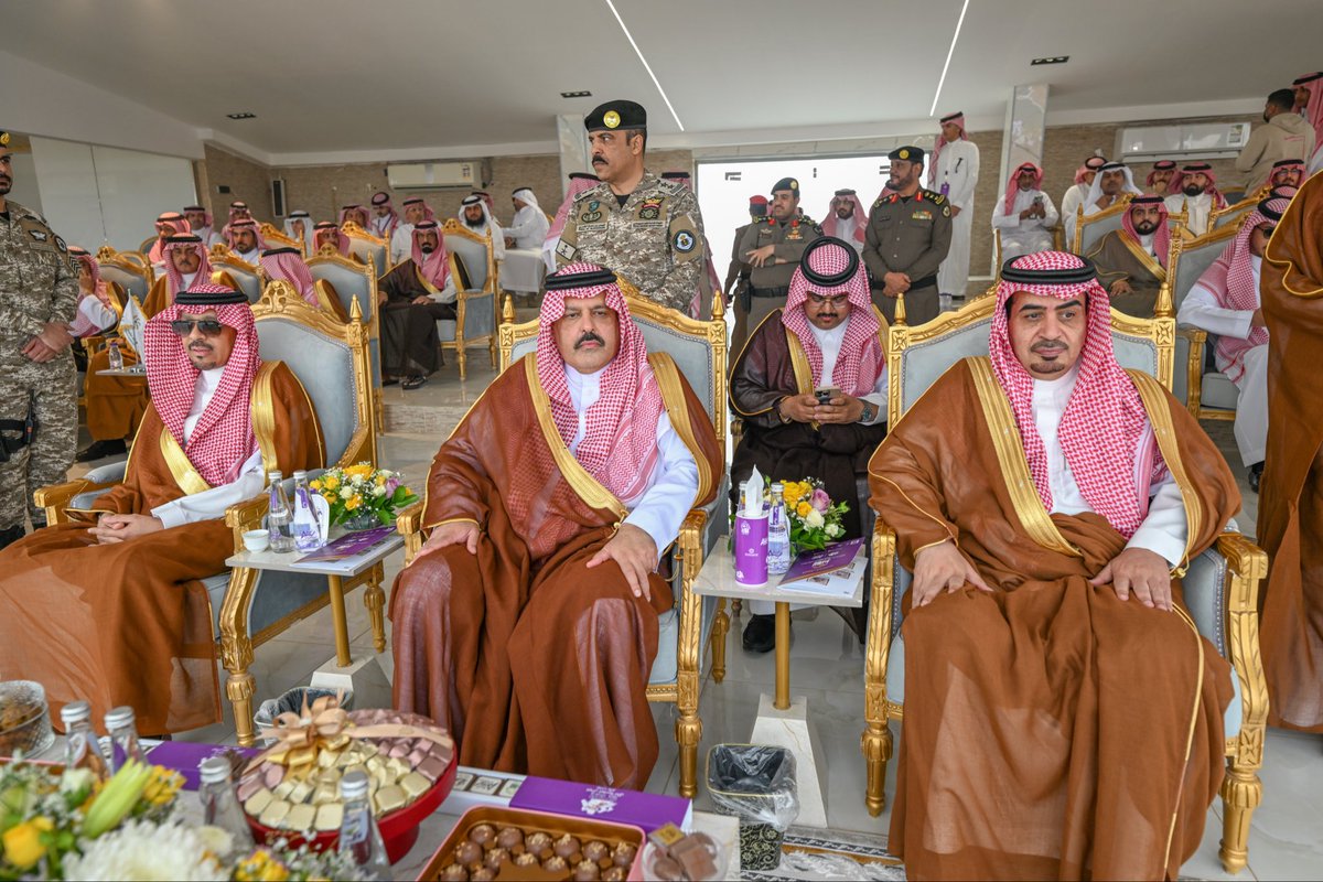 emara_hail's tweet photo. #صور |📸

لرعاية سمو #أمير_منطقة_حائل الحفل الختامي لـ #مهرجان_الامير_عبدالعزيز_لسباقات_الخيل3 . https://t.co/FkPZMquw1P