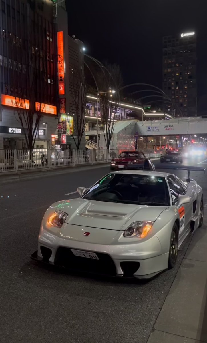 PJvarone tweet media