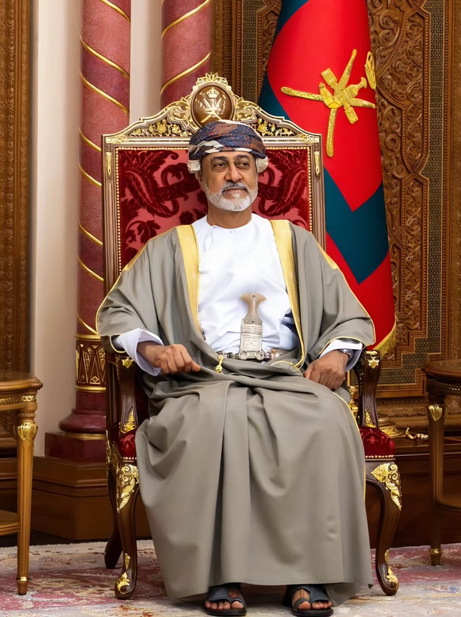 SQ_alshehhi's tweet photo. ستظل عُمان العظيمة أرض السلام في المنطقة والعالم، وستظل رايتها خفاقة على هذه الأرض الطيبة، وسيظل الحل في عاصمة السلام مسقط"
 
#عمان_ارض_السلام https://t.co/DBI8ZuUJsS