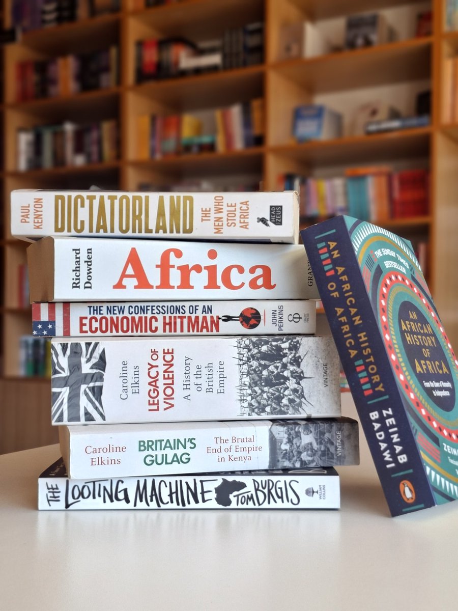 C H I E F, the NuriaStore Bookseller tweet media