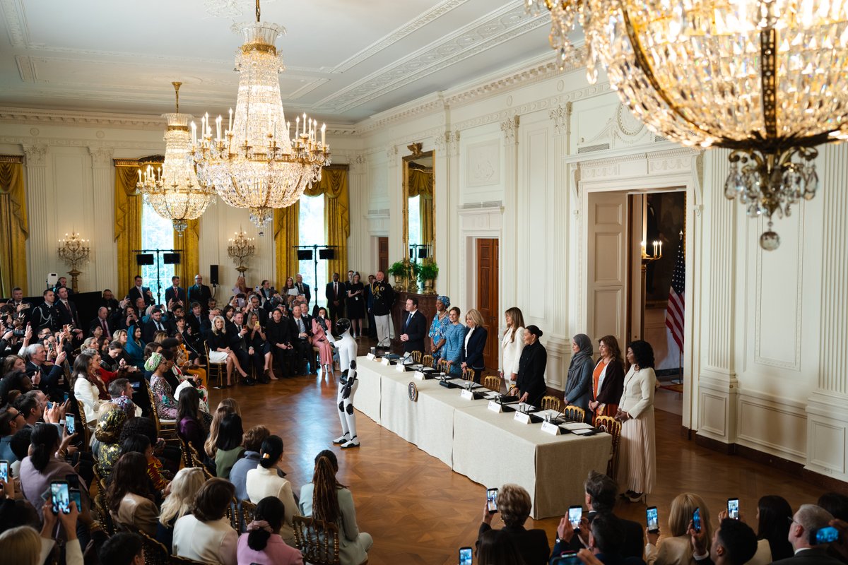 Brett Adcock tweet media