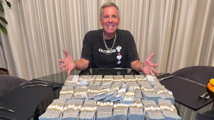 Well <a href="/itsvegasmatt/">Vegas Matt</a> <a href="/TheRealWBG/">WBG</a> <a href="/RealW2Jesus/">W2Jesus</a> enter the room.