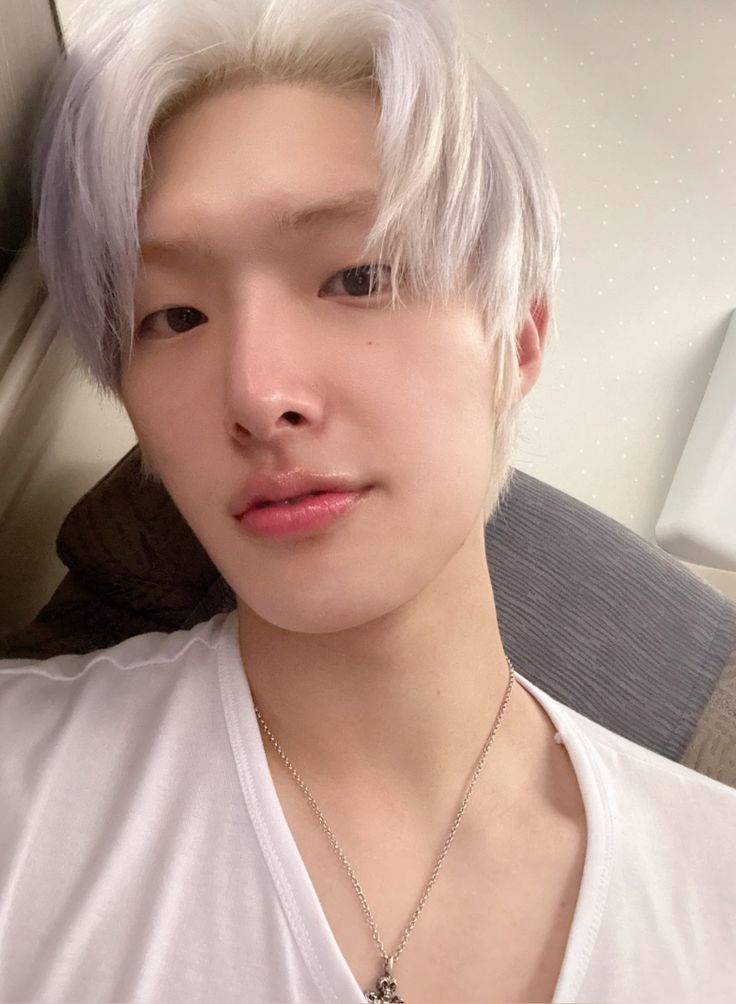 priscila ★ tweet media