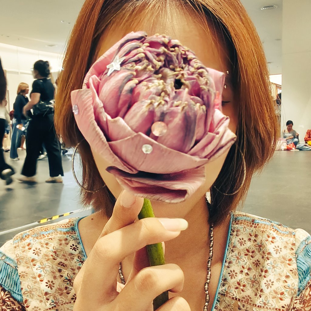 เดือน ๒ tweet media