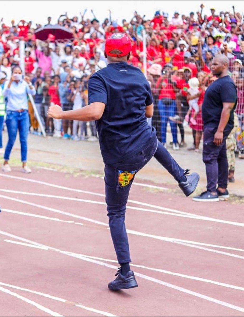 Sam Madlopha 🦋 tweet media