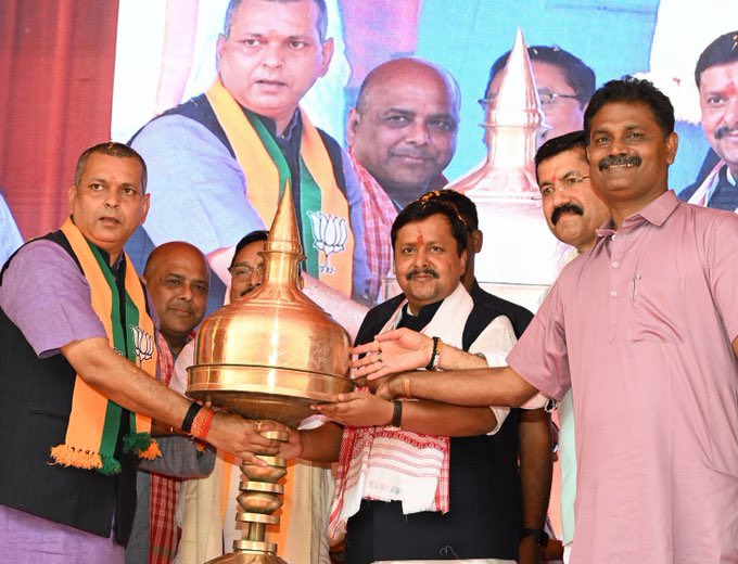 Vishal Thacker 🇮🇳 tweet media