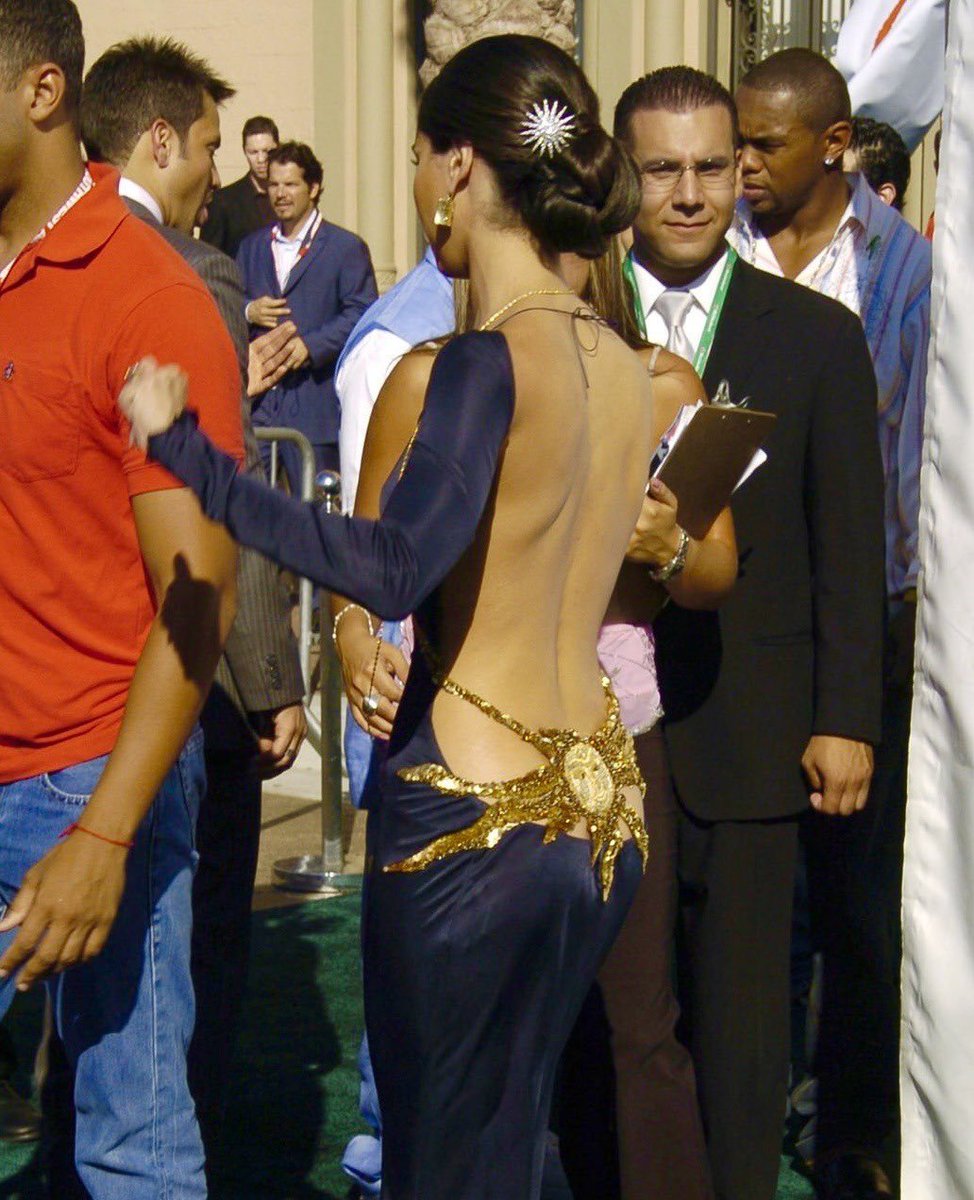 cherrymartinis tweet media