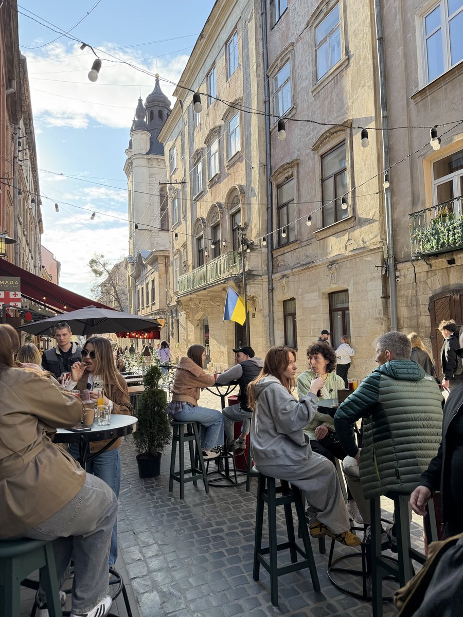 schrammi 🐠 tweet media