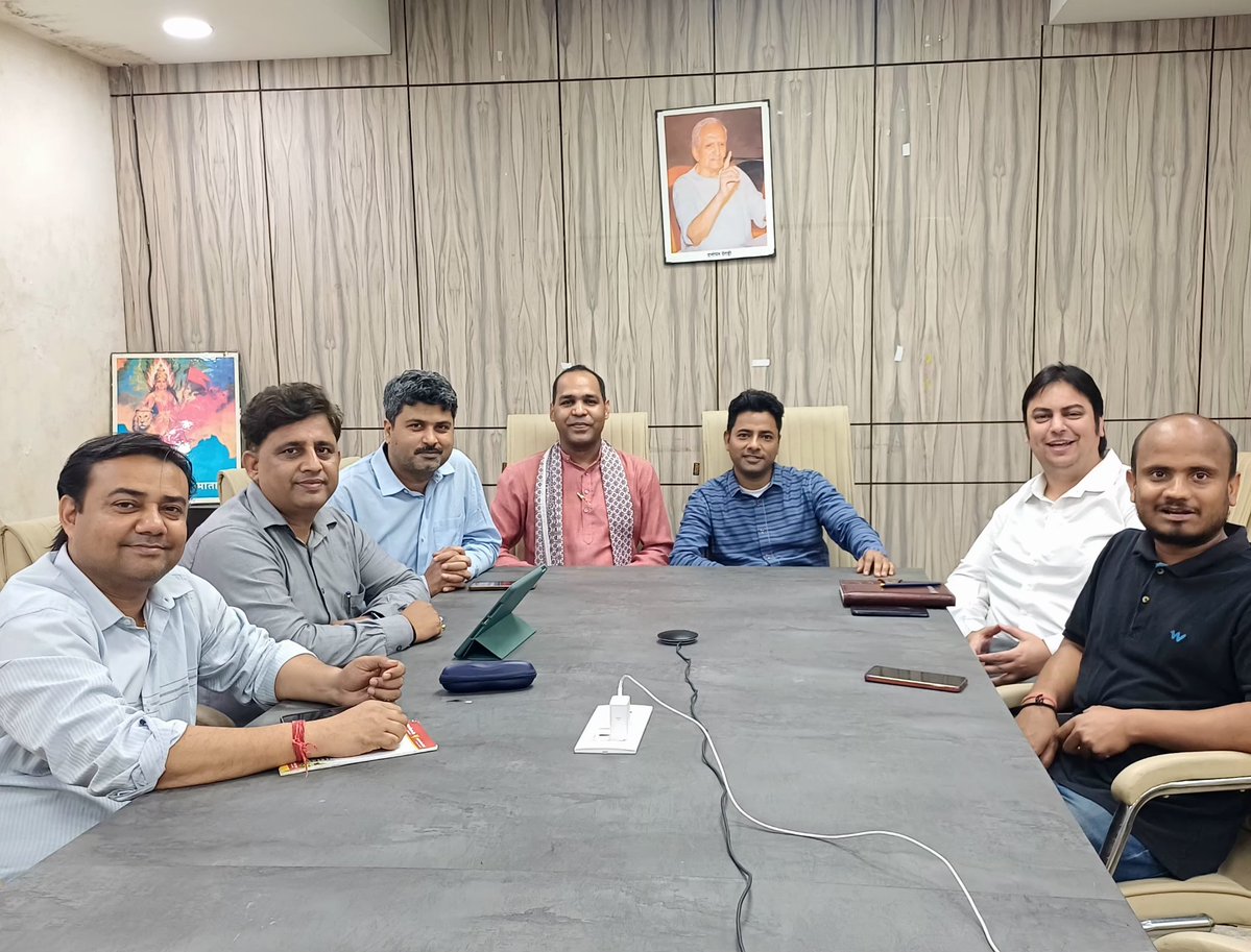 Swadeshi Media / स्वदेशी मीडिया tweet media