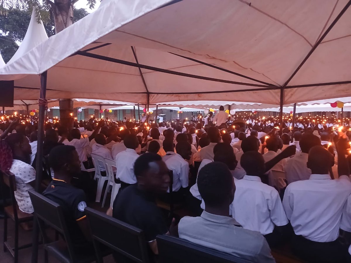 𝗦𝗧.𝗔𝗡𝗗𝗥𝗘𝗔 𝗞𝗔𝗔𝗛𝗪𝗔'𝗦 𝗖𝗢𝗟𝗟𝗘𝗚𝗘 tweet media