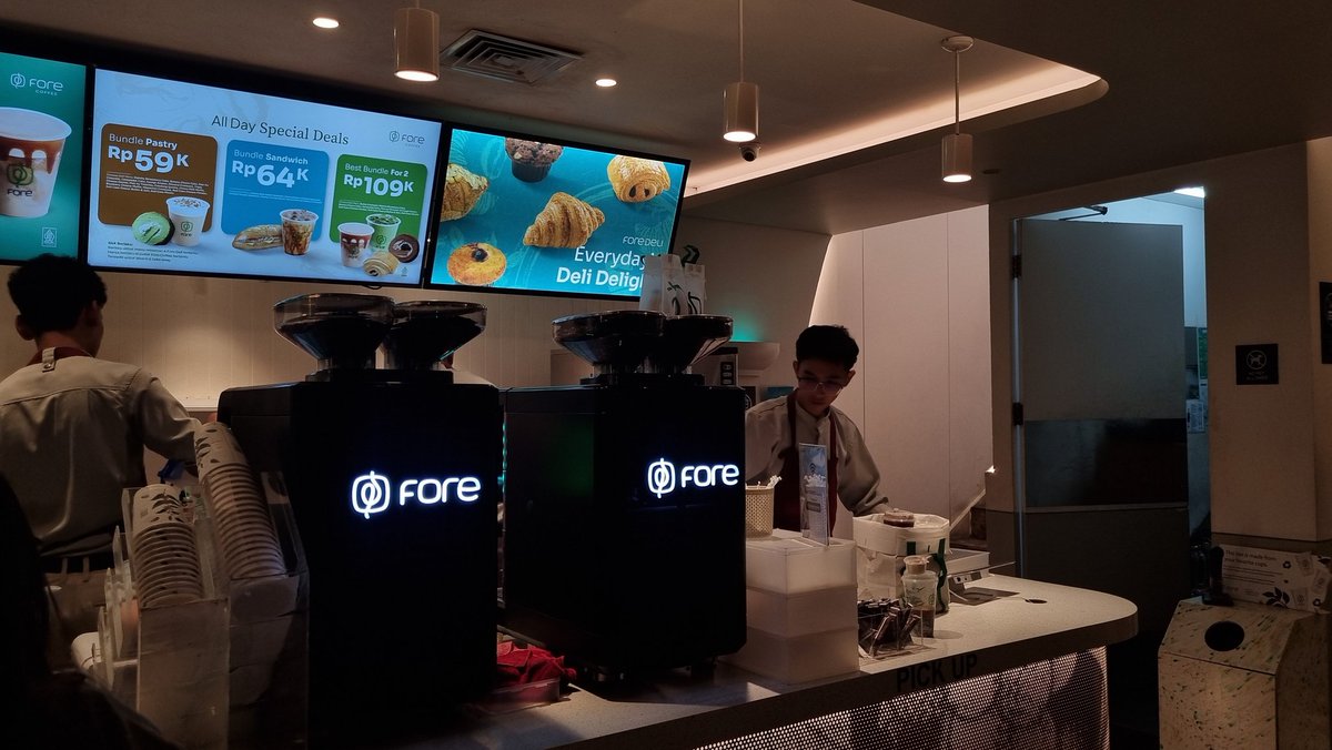 ⋆ ☄︎ tweet media