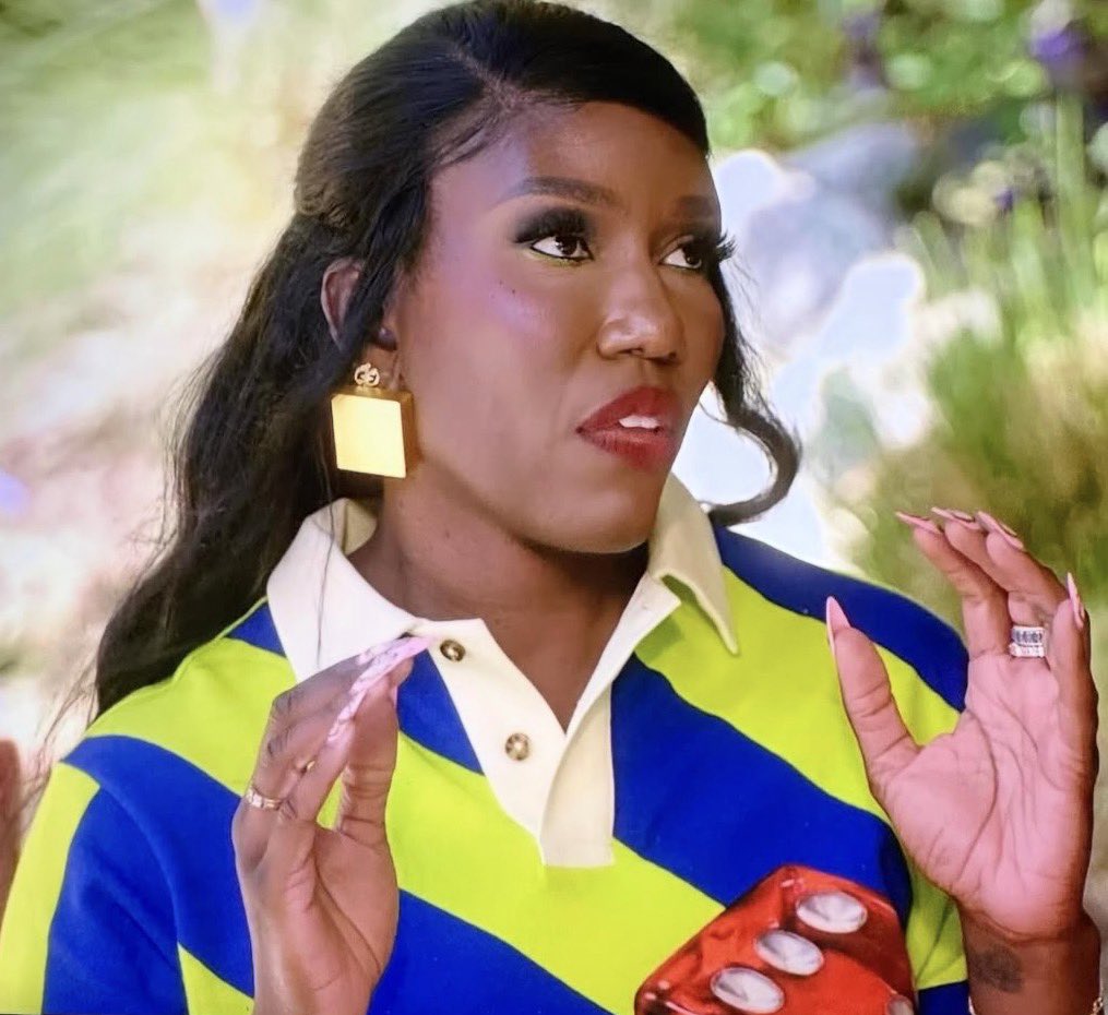 Adrienne Leigh tweet media