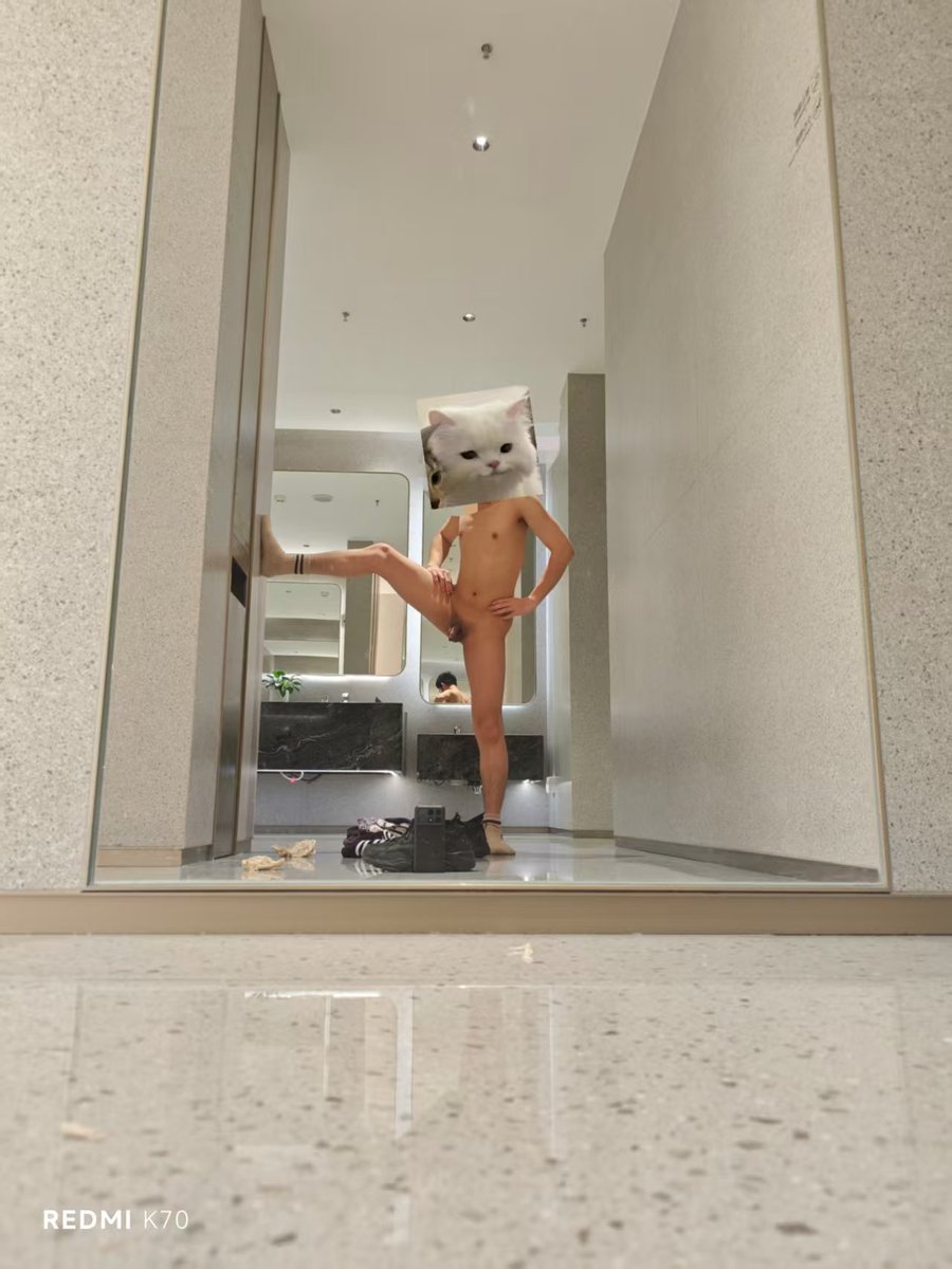 潜水员贝贝 tweet media