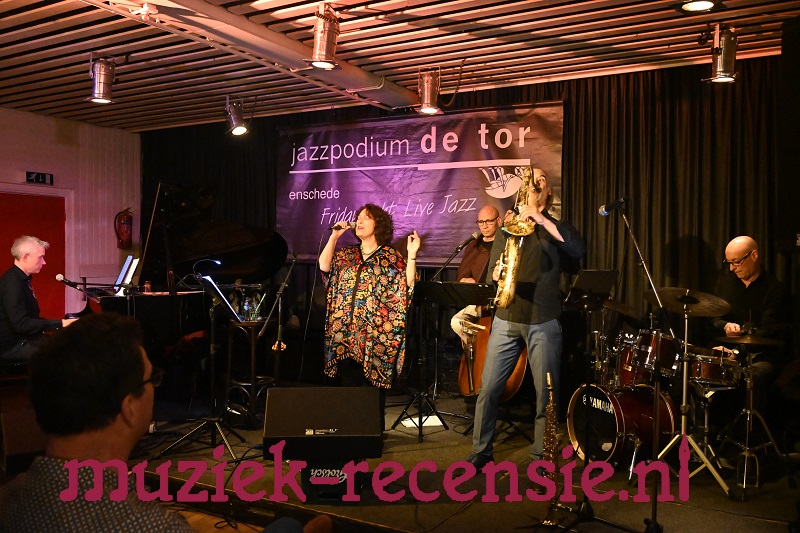 koenedeling's tweet photo. Caraïbisch genieten op Jazzpodium de Tor: https://t.co/VGBaDK2lIG https://t.co/ETSwKPHP02