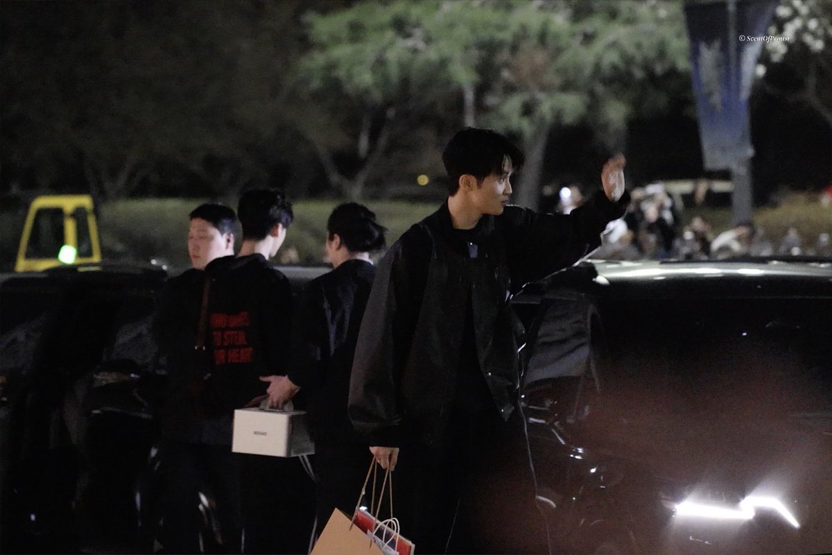 𝒐𝒎𝒐₊˚ tweet media