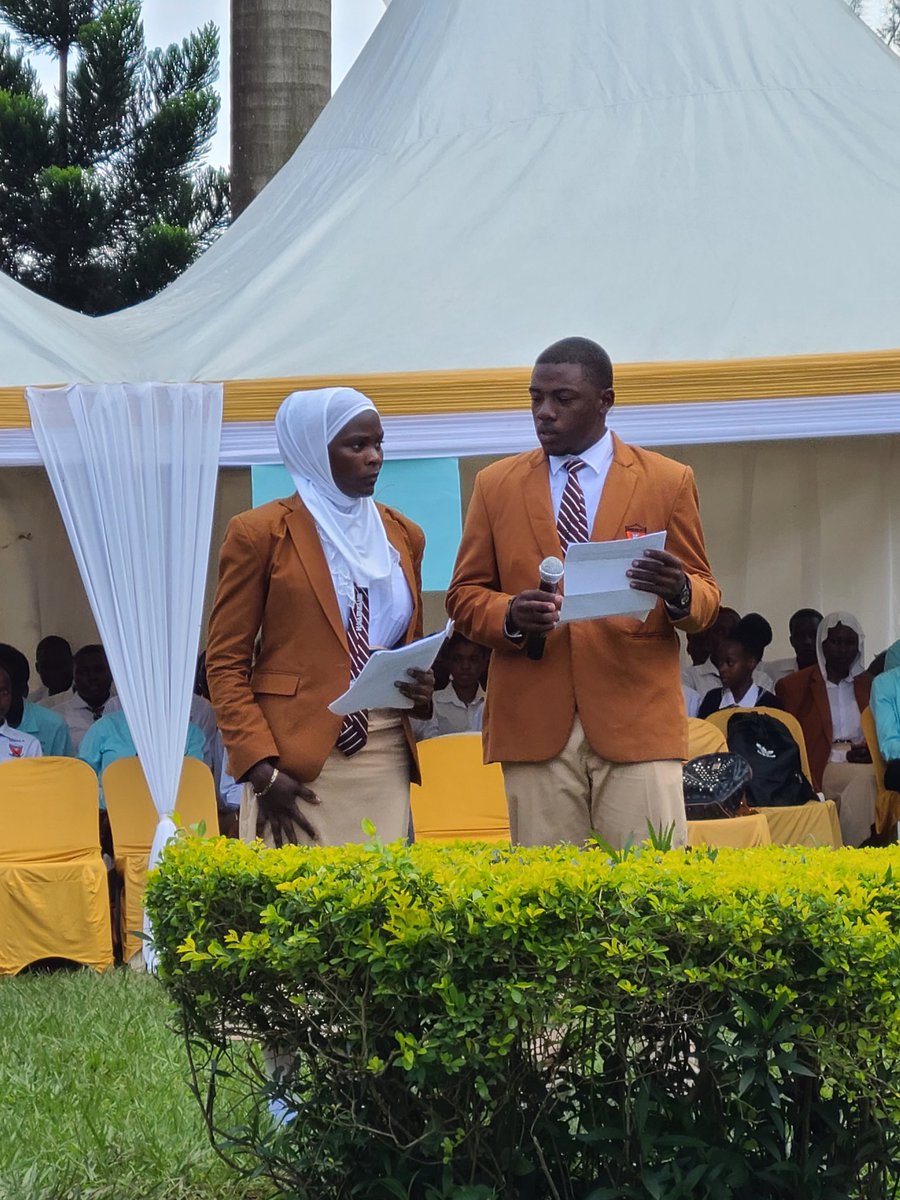 yosia_ronald's tweet photo. Today, I had the privilege of attending a special engagement at Godmark High School in my capacity as a Governor. The day was marked by a series of meaningful events,  including a welcome, thanksgiving, and Holy Communion service for Senior One  &amp; Five!! https://t.co/pamxaHzLZt