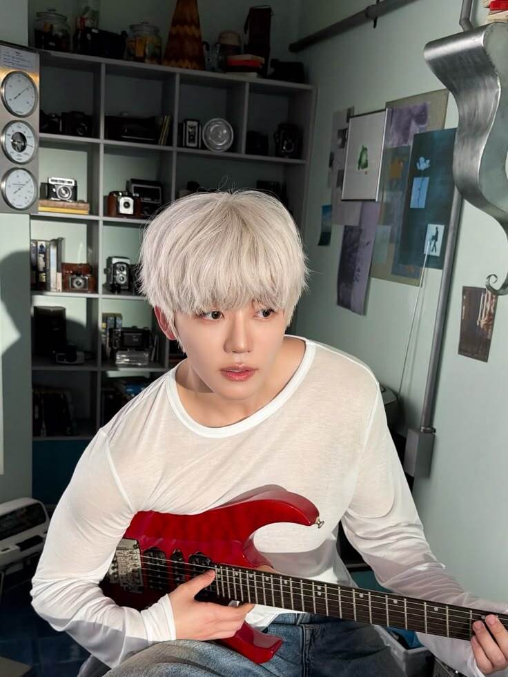 selfolssi โค tweet media