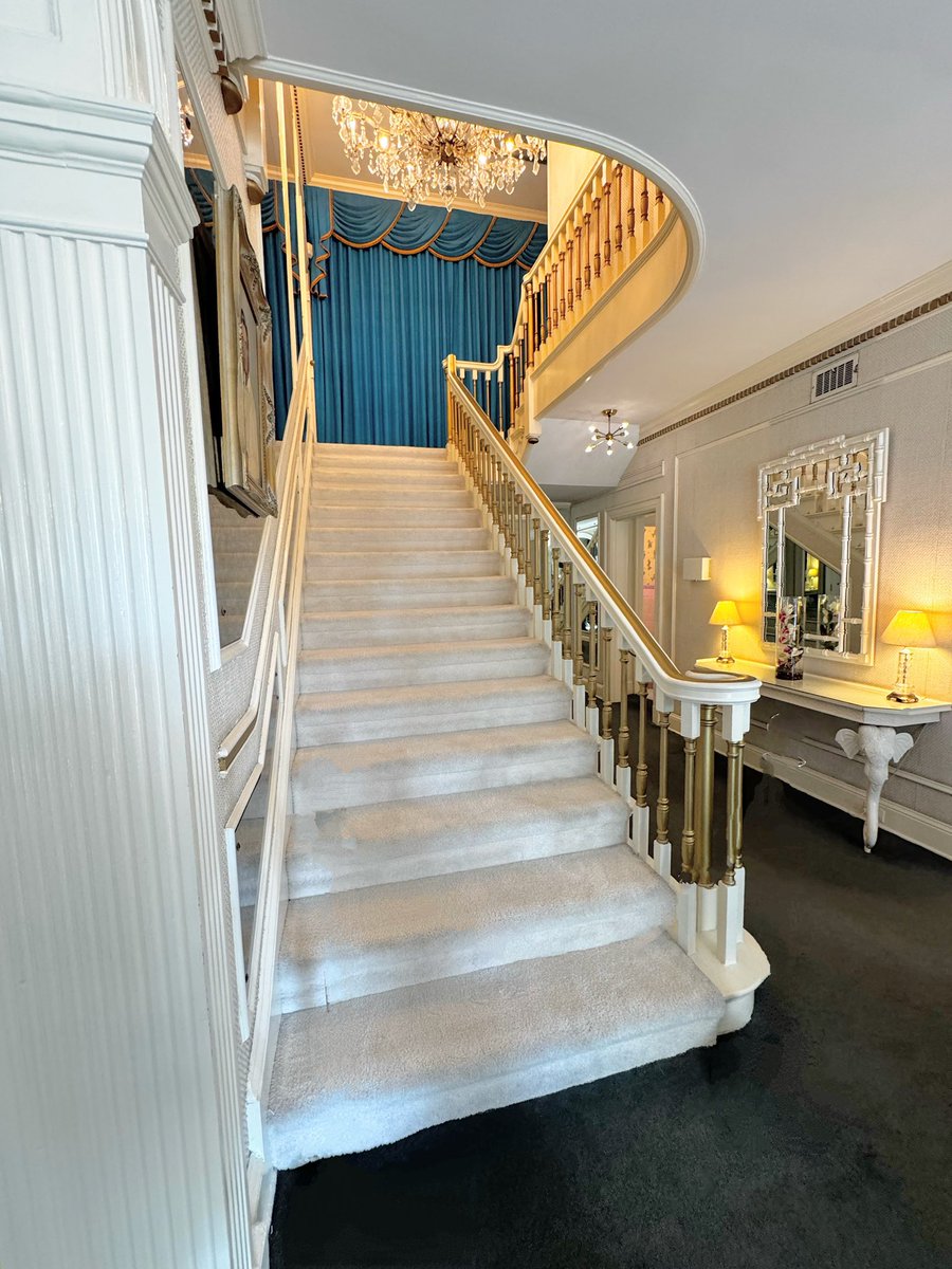 Perfumed Dynamite tweet media