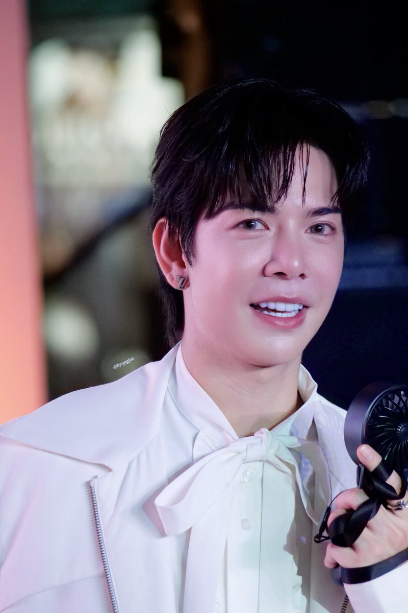 (*ФωФ) Hyongjae อะไรจะเกิดก็เกิดไปค่ะ tweet media