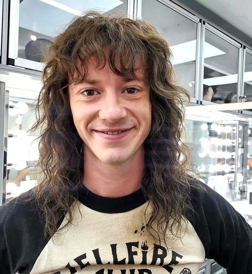 Eddie Munson🖤🎸 tweet media