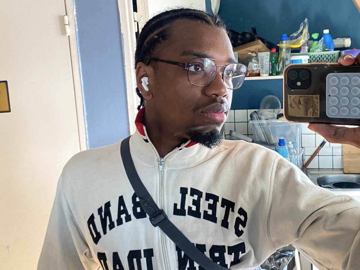 ↗ mlyce tweet media