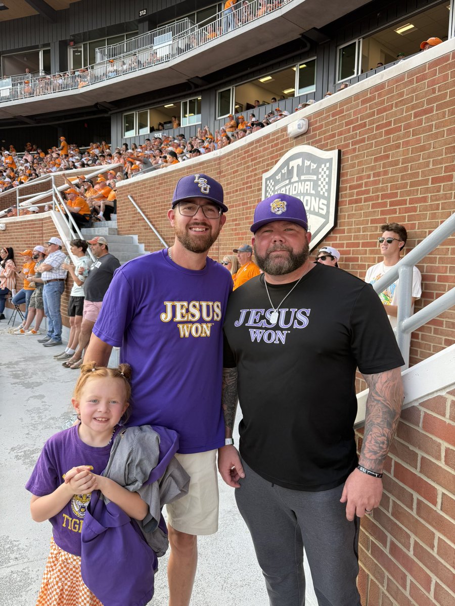 PROducerIOTB's tweet image. Last night my dude @Lsumab11 was repping that #LSU @jesuswonapparel and me and him even in opposing colors had so many compliments. Use code IOTB20 and get yours 💜💛
#ThePowerhouse #GoodFriday