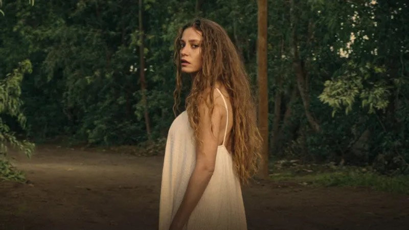 ferkaradere's tweet photo. serenay sarıkaya son 10 yılda sadece 4 proje yapmış neden herkes tekelleşme konuşulunca üstüne gitmişti ki https://t.co/DoiUkgDbAP