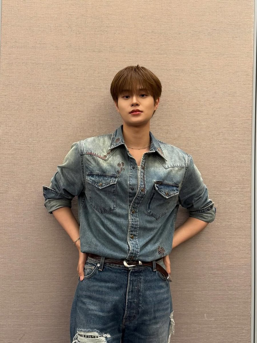 ESDH_0129's tweet photo. 대휘시💕 https://t.co/YaSxcmYHFZ