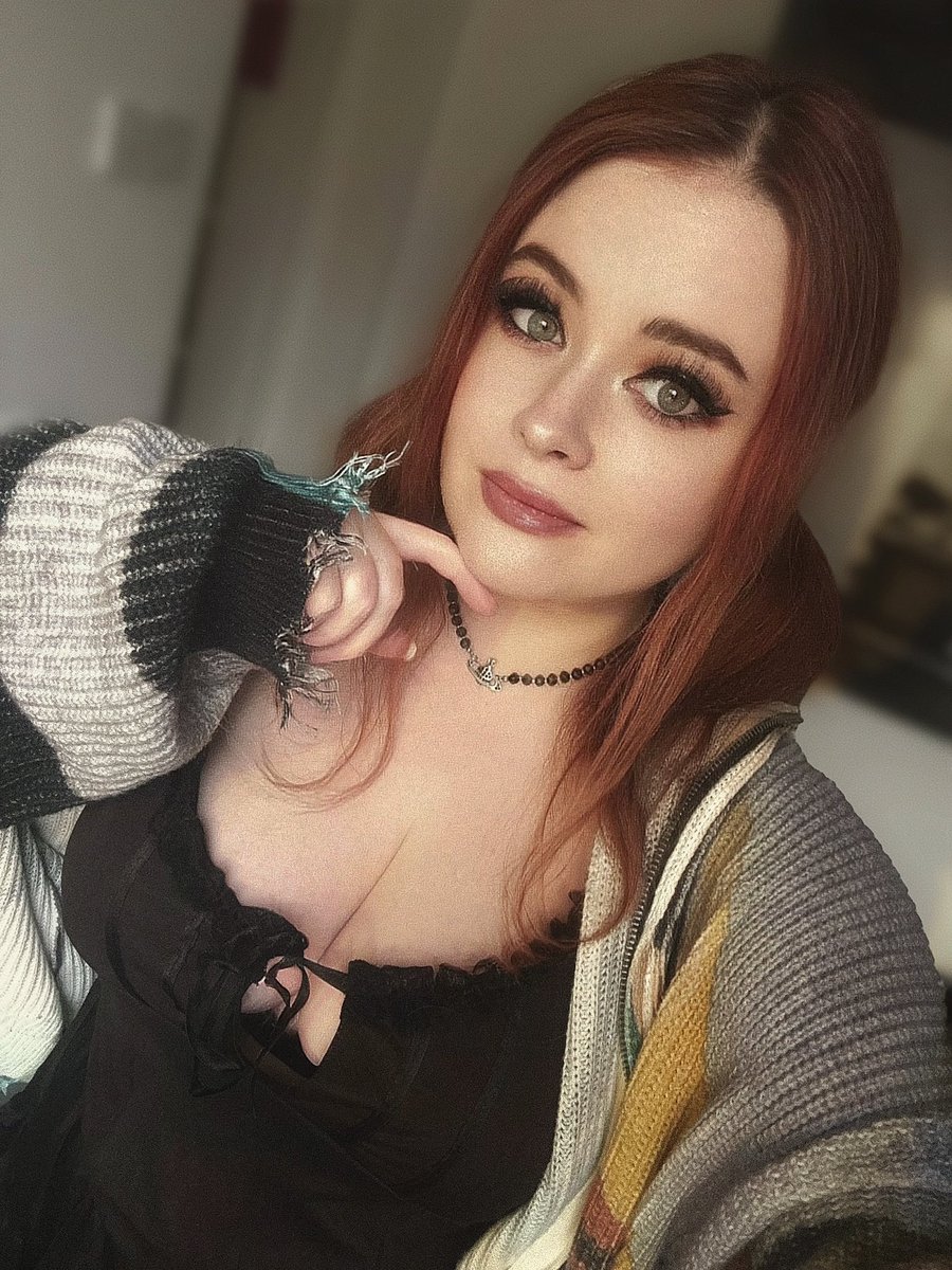 sarah 🕸♡ tweet media