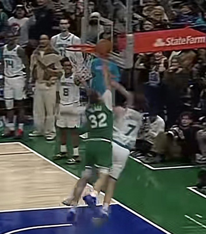 𝕽𝖆𝖎𝖘𝖊 𝕿𝖍𝖊 𝕱𝖑𝖆𝖌𝖌✍︎ tweet media