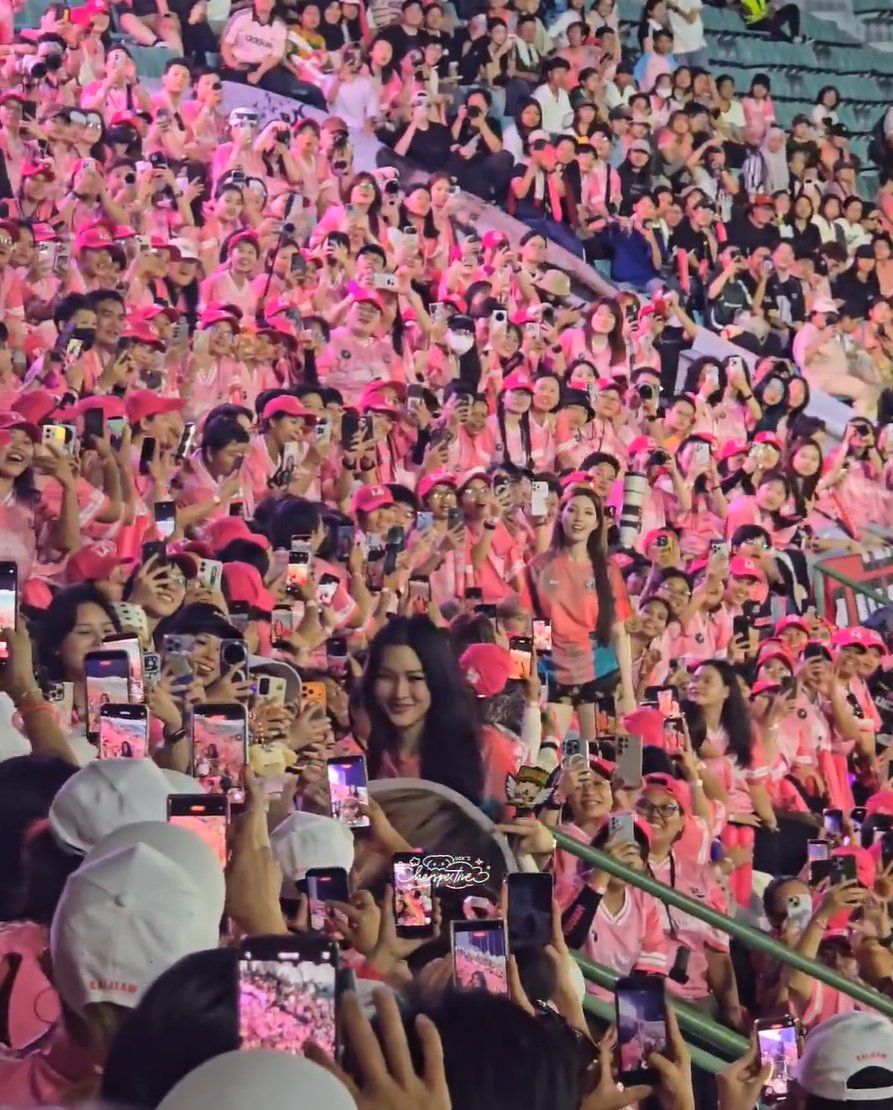 ᴋɪꜱꜱ ɪᴛ ʙᴇᴛᴛᴇʀ 🍳🦮≛ tweet media