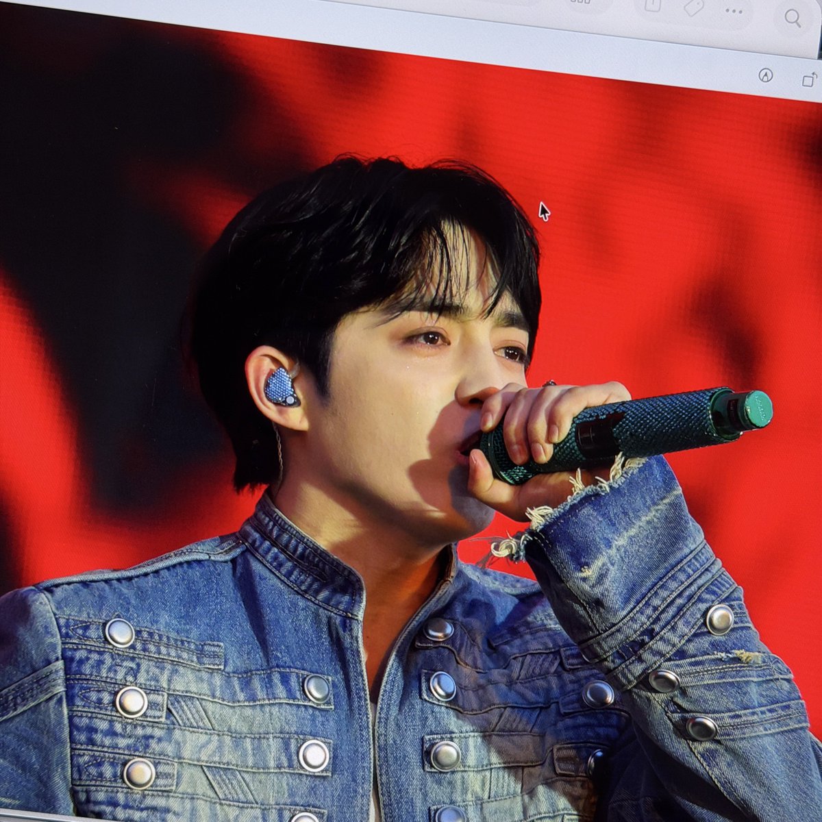 체리 tweet media