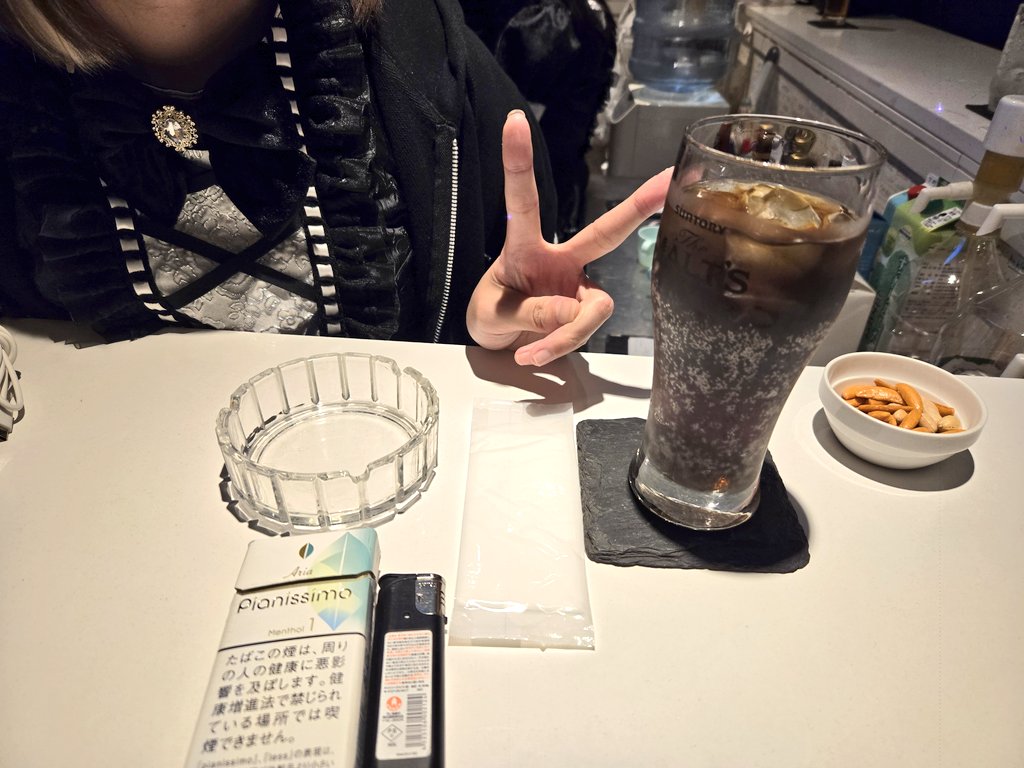 2025jam's tweet image. 18日はお仕事で生誕行けないので前祝いで会ってきました。
おめっ🌸🌸🌸
#SeeKa