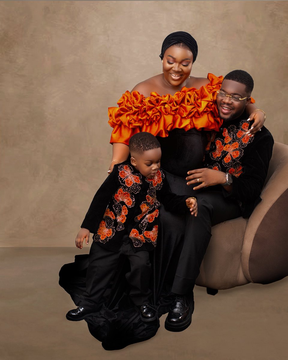 LAWYER KUNLE tweet media